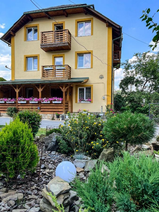 Ніч Над Карпатами Hotel Slavske Exterior foto