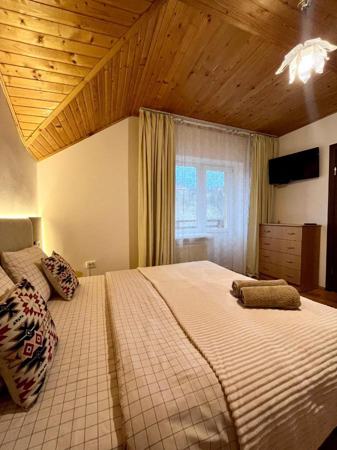 Ніч Над Карпатами Hotel Slavske Exterior foto